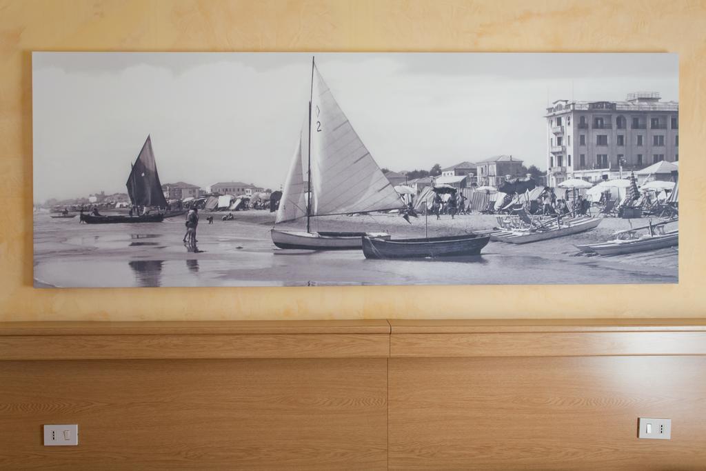 Hotel Al Mare Lido di Jesolo Pokoj fotografie