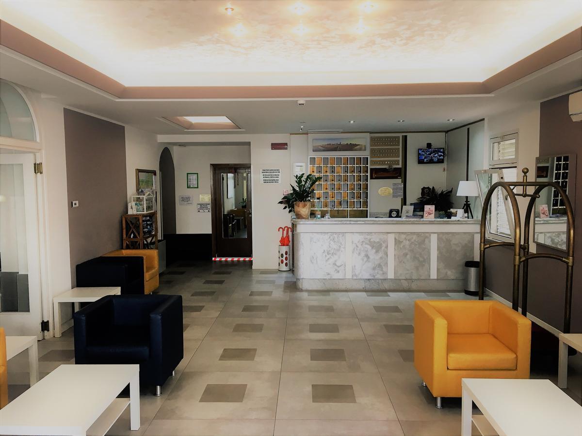 Hotel Al Mare Lido di Jesolo Exteriér fotografie