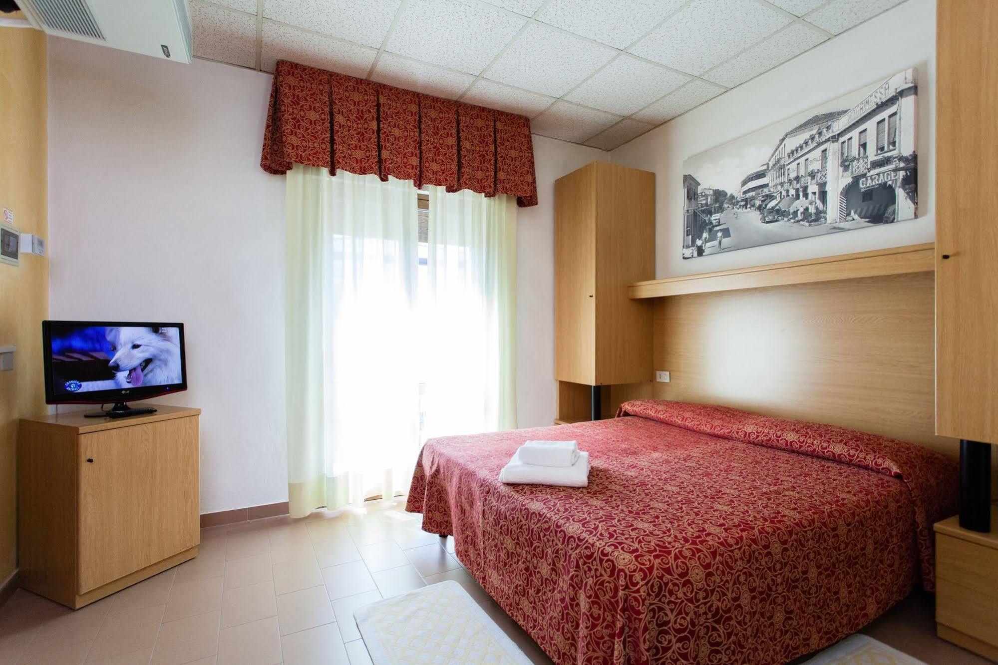 Hotel Al Mare Lido di Jesolo Exteriér fotografie
